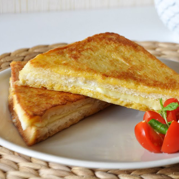Ocakta Kaşarlı Tost!